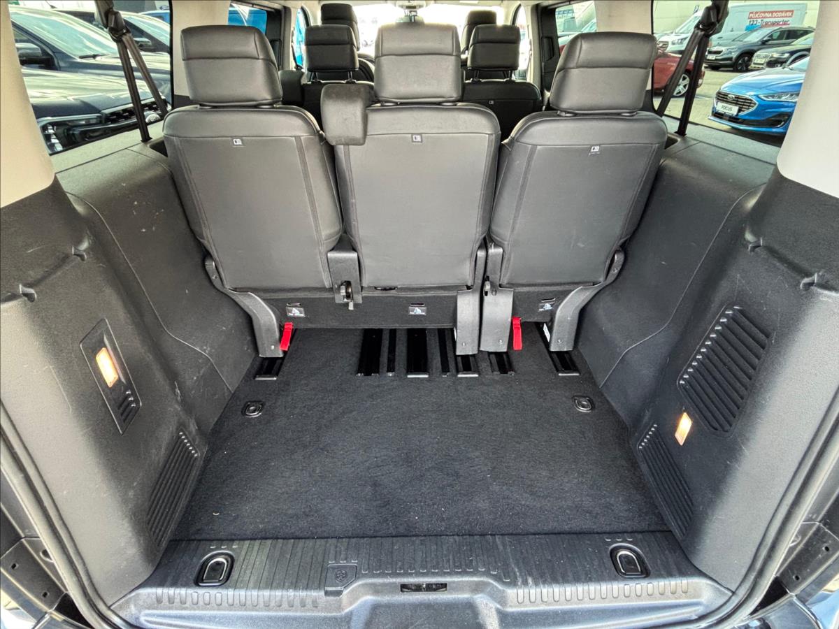 Peugeot Traveller