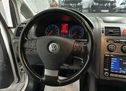 Volkswagen Touran 8