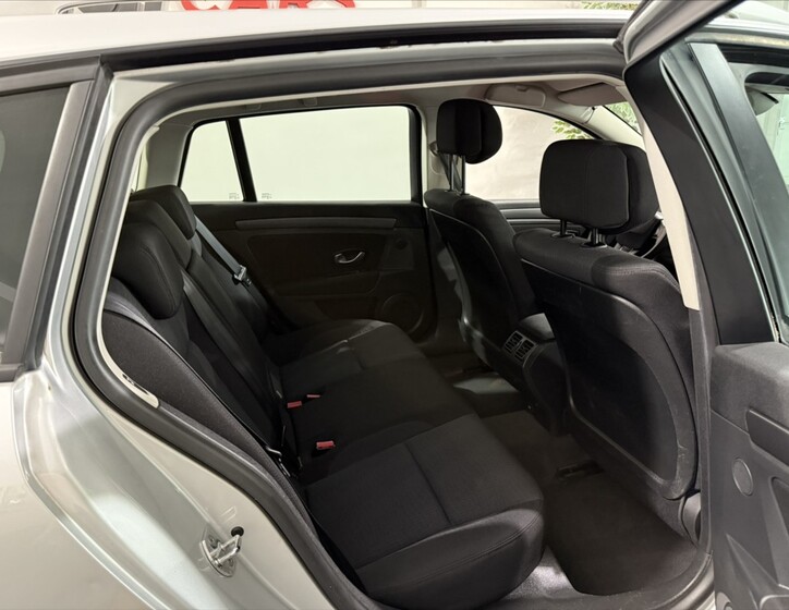 Renault Laguna 15