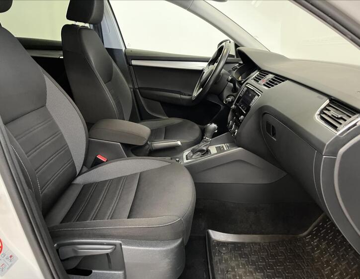Škoda Octavia 21