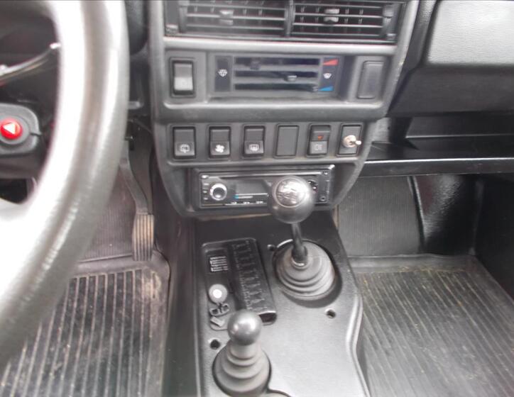 Lada Niva 16