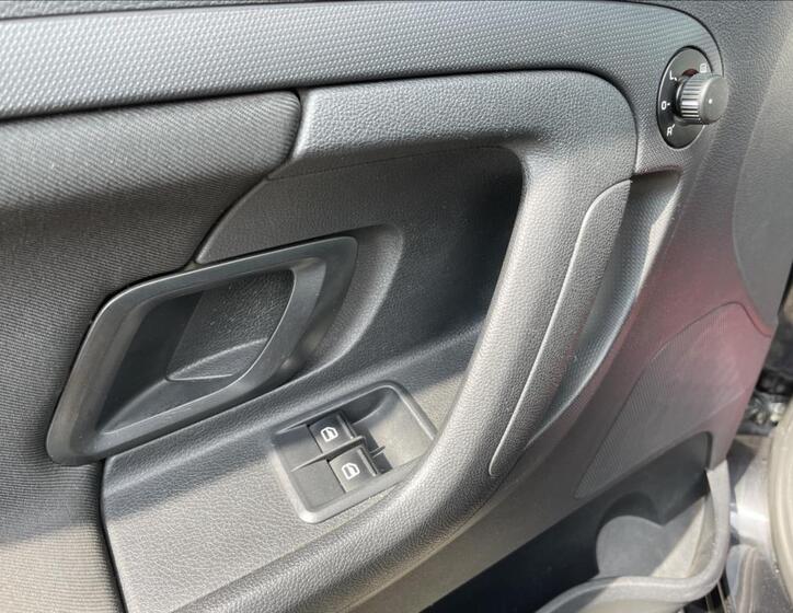 Škoda Roomster 11