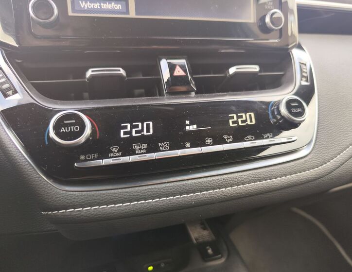 Toyota Corolla 23
