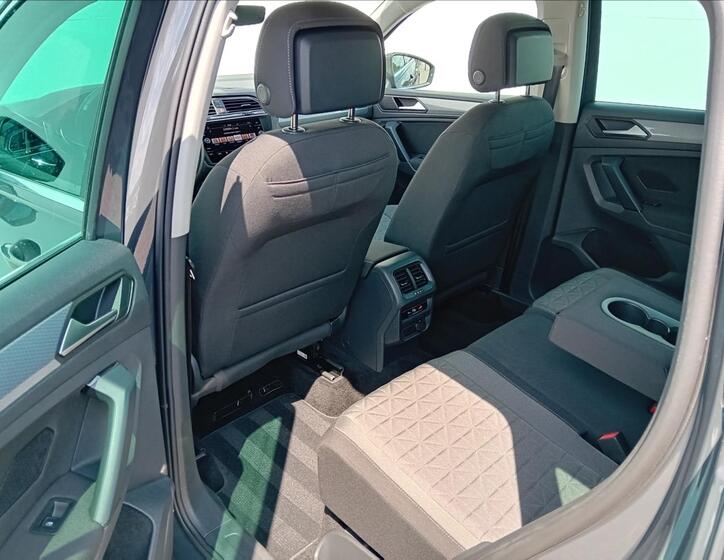 Volkswagen Tiguan 14