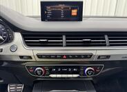 Audi Q7 34