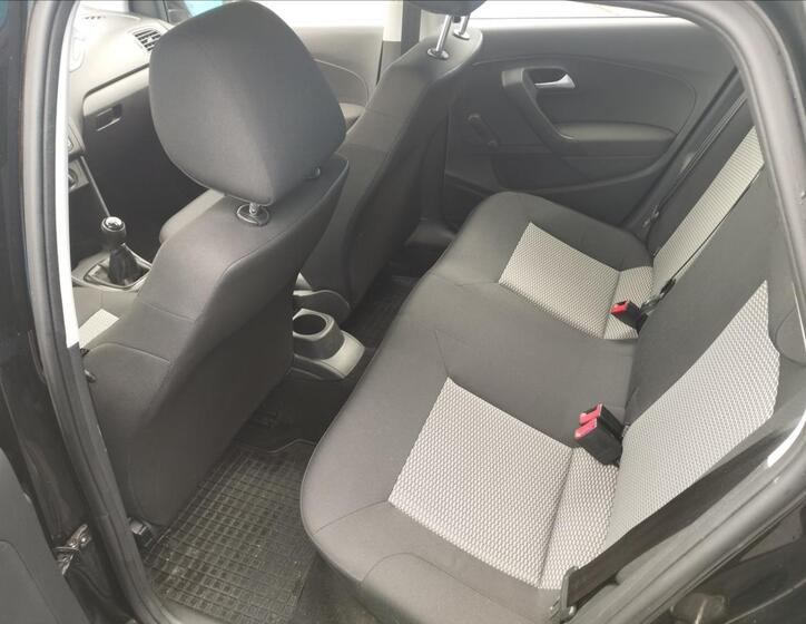 Volkswagen Polo 10