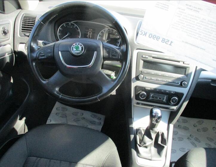 Škoda Octavia 15