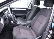 Volkswagen Passat 10