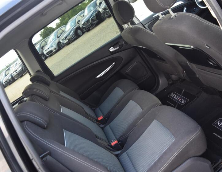 Ford Galaxy 20