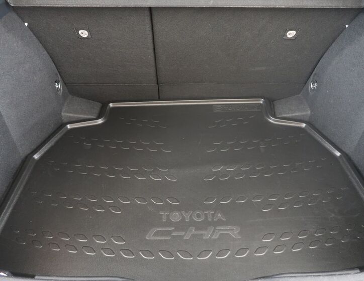 Toyota C-HR 12