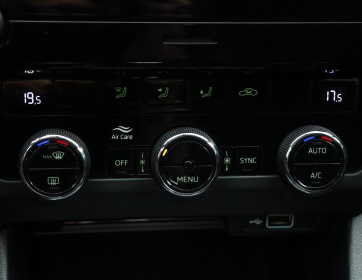 Škoda Octavia 24