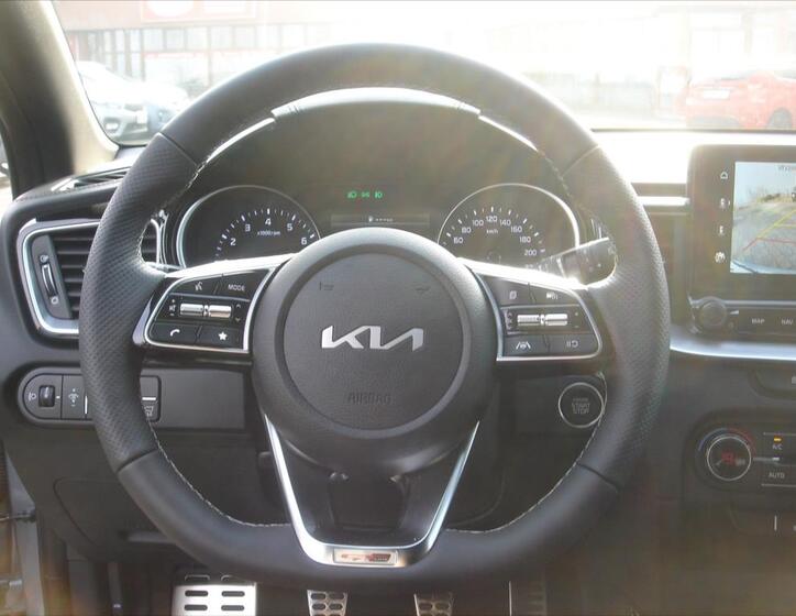 KIA ProCeed 18