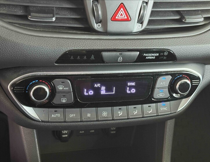 Hyundai i30 14