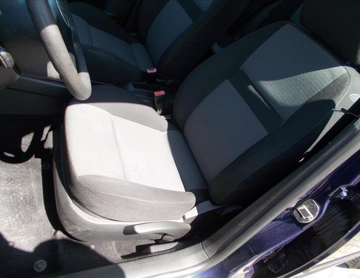 Volkswagen Golf 17