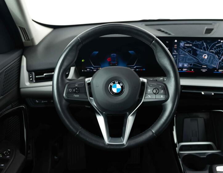 BMW X1 13