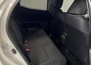 Toyota Yaris 12