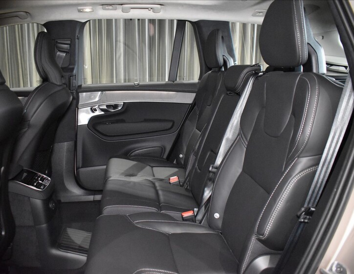 Volvo XC90 20