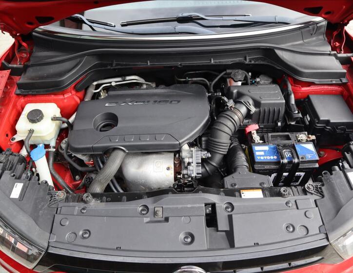 SsangYong Tivoli 27