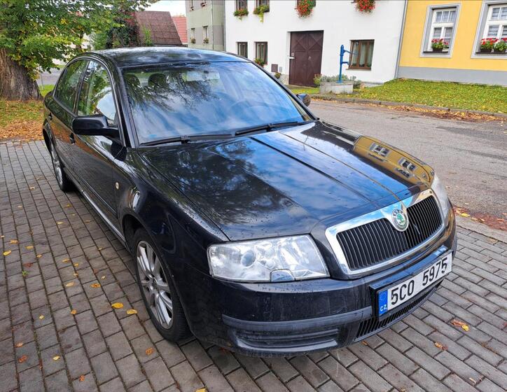 Škoda Superb 16