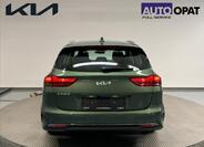 KIA Ceed 4