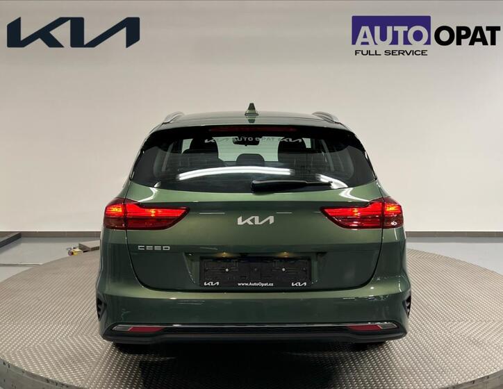 KIA Ceed 4