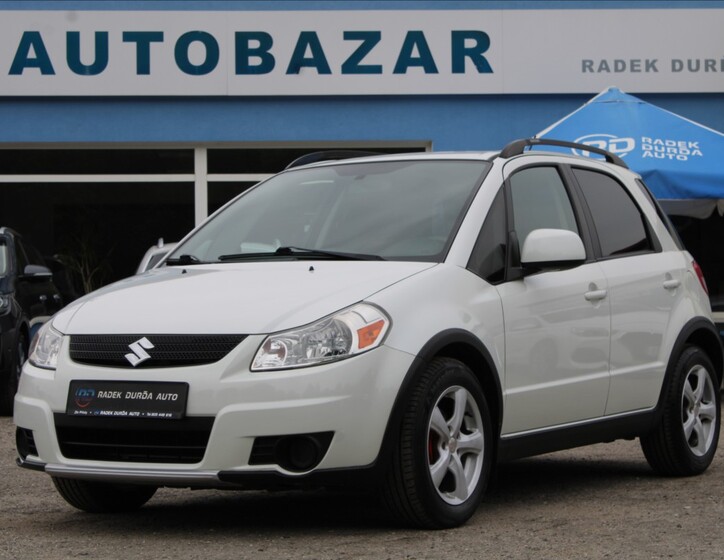Suzuki SX4 1