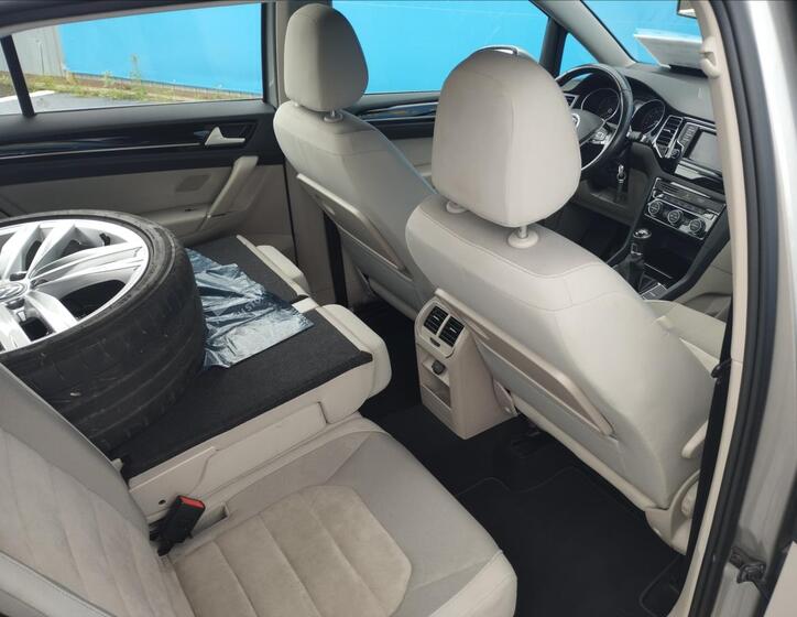 Volkswagen Golf 8