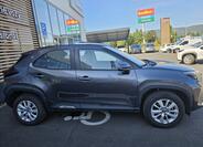 Toyota Yaris Cross 16