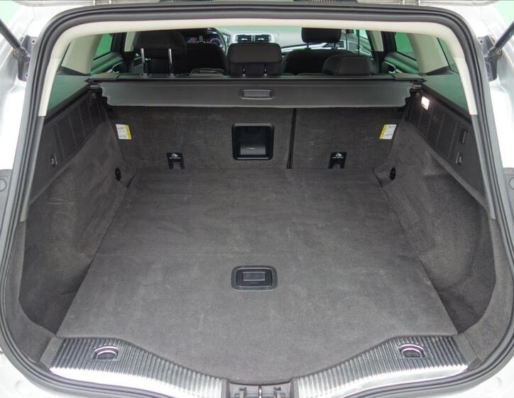 Ford Mondeo 29