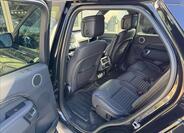 Land Rover Discovery 9