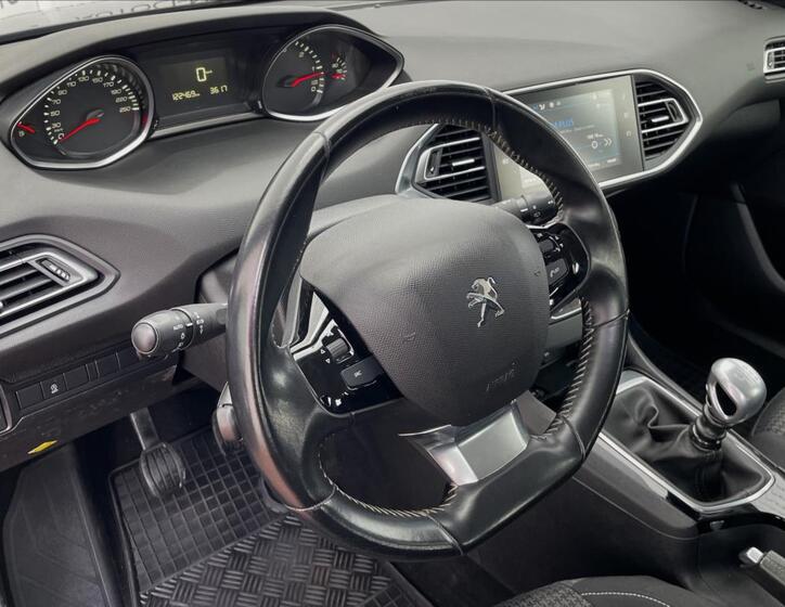 Peugeot 308 12