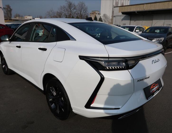 Dongfeng SHINE 4