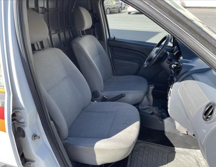 Dacia Logan 17