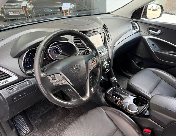 Hyundai Santa Fe 9