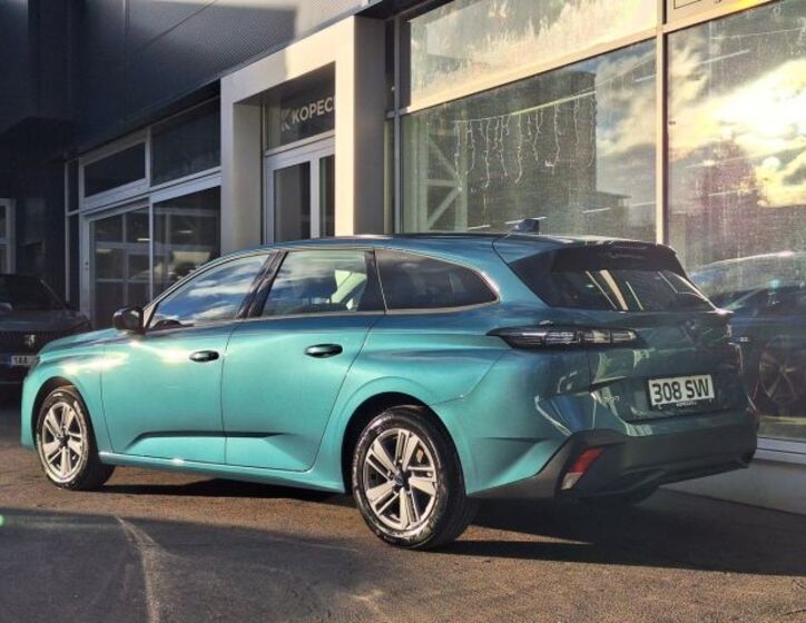 Peugeot 308 4