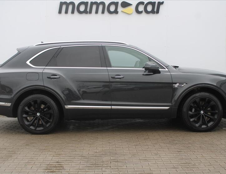 Bentley Bentayga 8