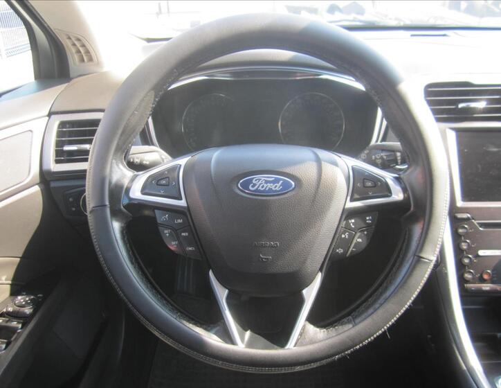Ford Mondeo 8
