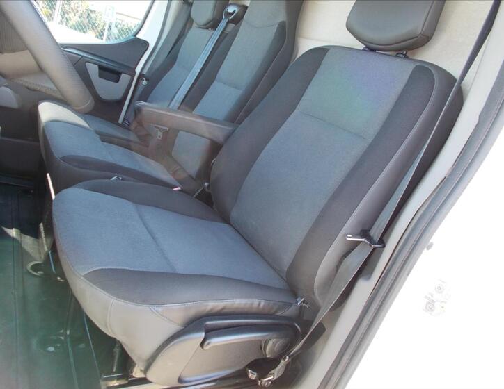 Renault Master 25