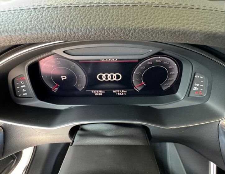 Audi A6 Allroad 8