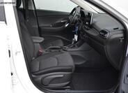 Hyundai i30 11