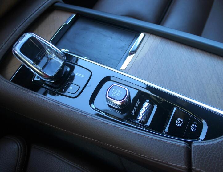 Volvo XC90 16