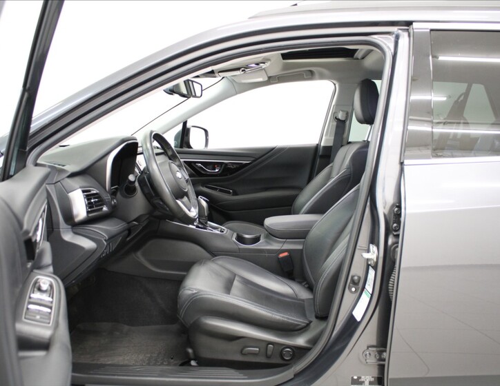 Subaru Outback 6