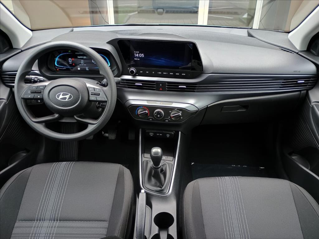 Hyundai i20 6