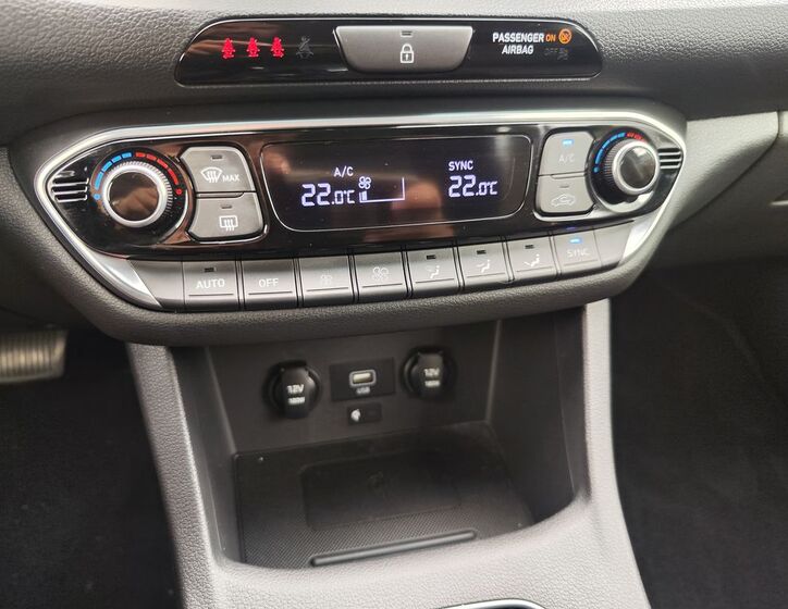 Hyundai i30 17
