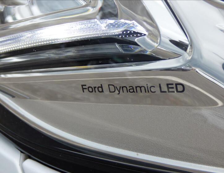 Ford Mondeo 9