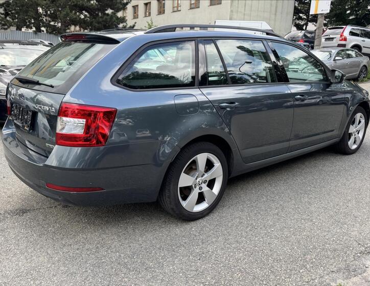 Škoda Octavia 11