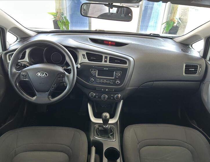 KIA Ceed 8