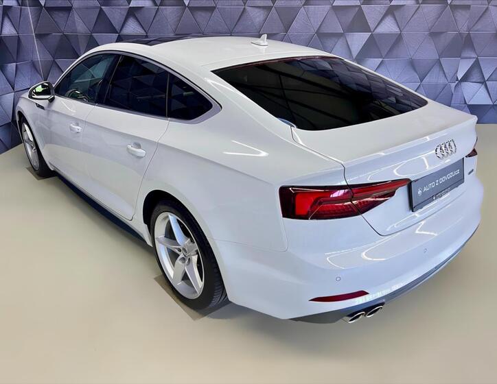 Audi A5 5