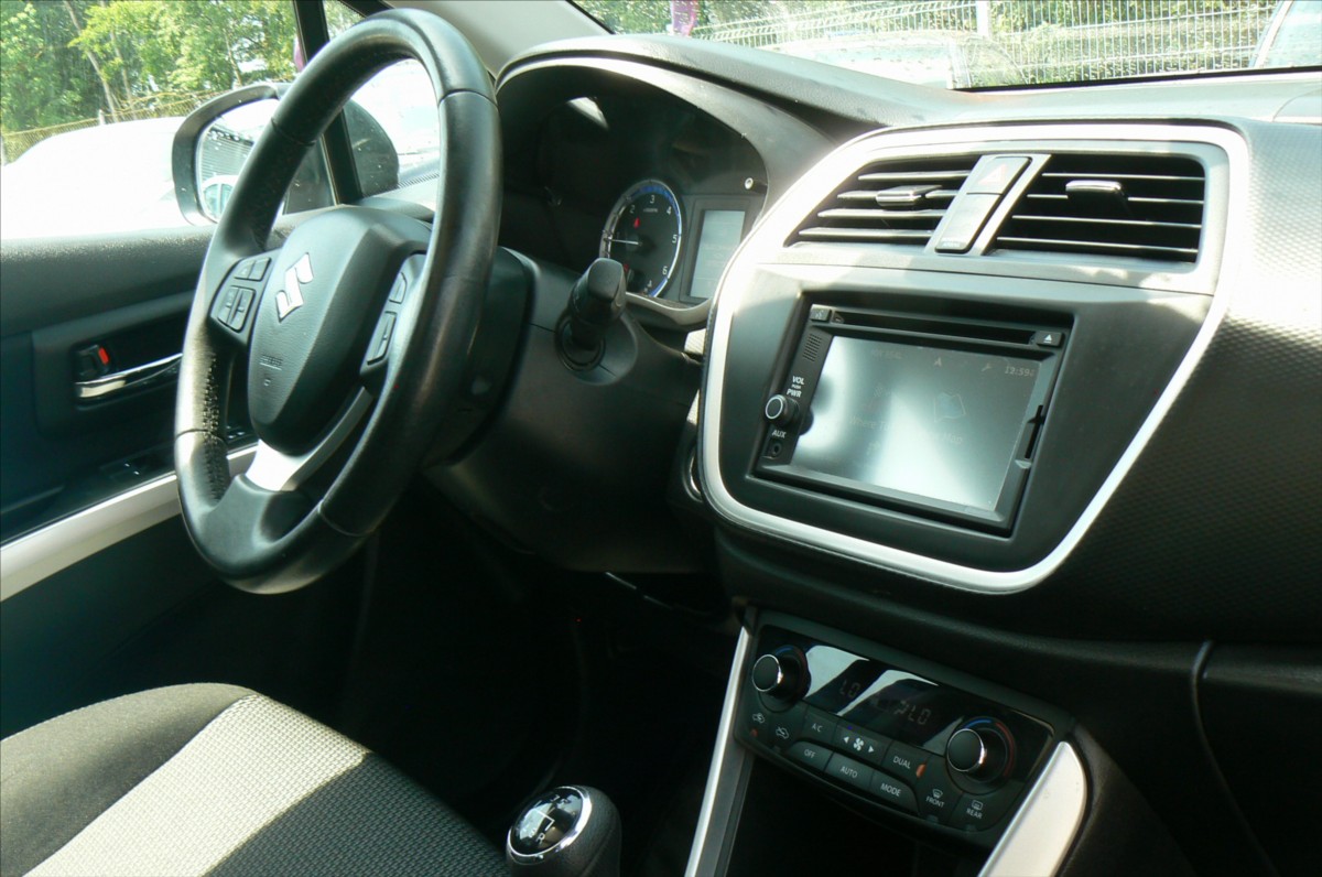 Suzuki SX4 S-Cross
