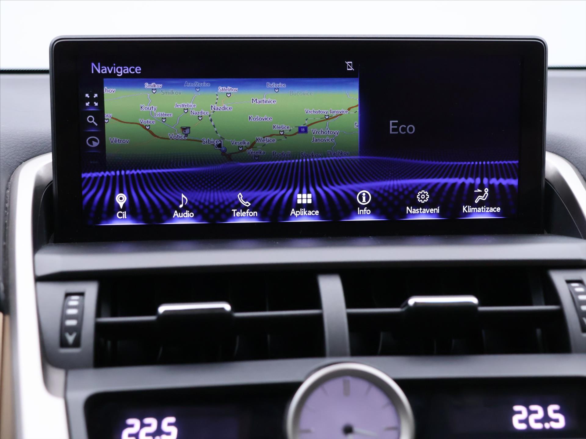 Lexus NX 300h